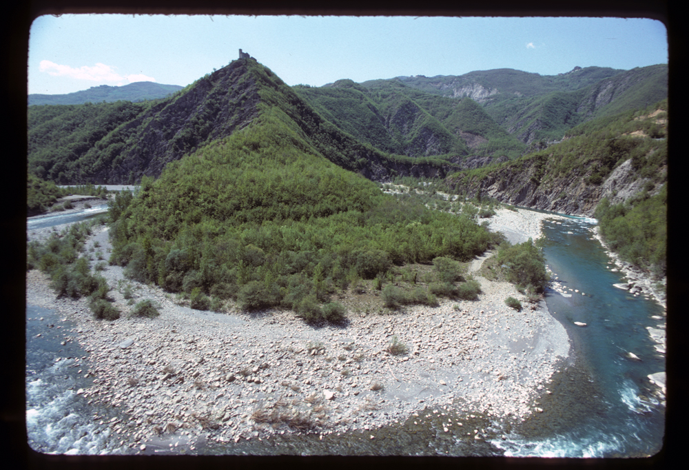 Finestra tettonica di Bobbio - Archivio fotografico Delfino Insolera, cortesia di Istituto per i beni artistici culturali e naturali E-R