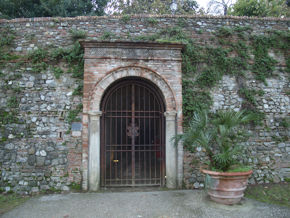 La grotta monumentale pubblica, sala della Grotta Amati - Foto Paritani, Archivio fotografico Assessorato al Turismo della Provincia di Rimini