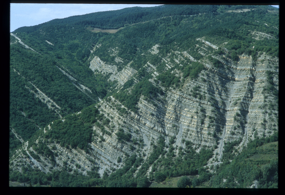Salti del Diavolo e Flysch di Monte Cassio - Archivio fotografico Delfino Insolera, cortesia di Istituto per i beni artistici culturali e naturali E-R