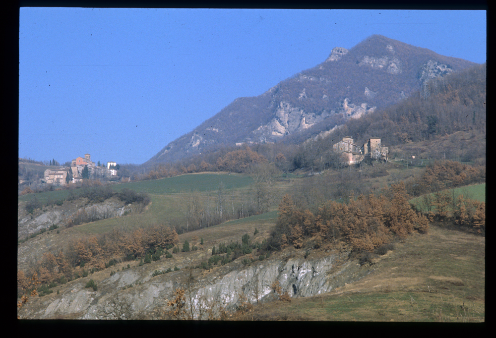 Montovolo e Monte Vigese - Archivio fotografico Delfino Insolera, cortesia di Istituto per i beni artistici culturali e naturali E-R