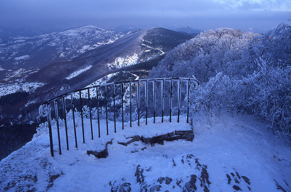 Vista dalla cima del Monte Penna - Foto Archivio Servizio Geologico